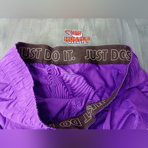 Nike Women's Dri Fit Training Shorts Sz Large New - Picture 7 of 8